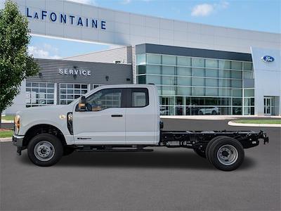 2026 Ford F-350 Super Cab DRW 4WD Cab Chassis for sale #26DC031 - photo 2