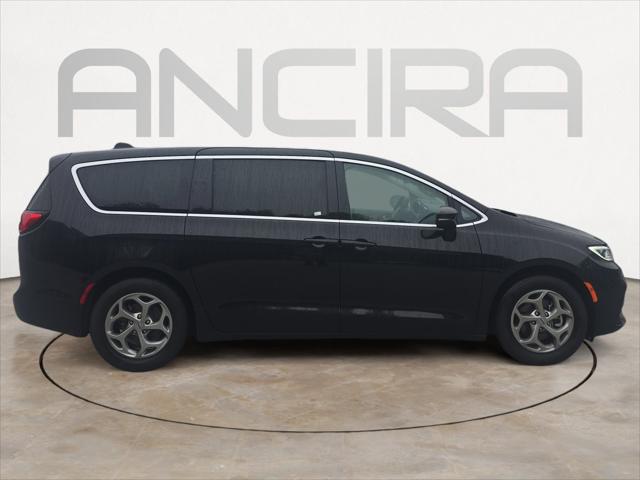 Used 2024 Chrysler Pacifica - photo 12