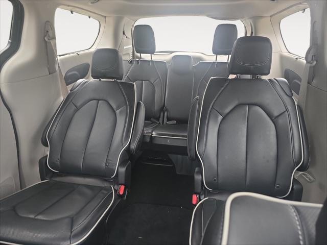Used 2024 Chrysler Pacifica - photo 25