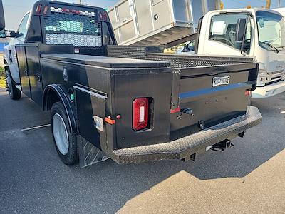 Used 2022 Chevrolet Silverado 5500 Regular Cab 4x4 Service Truck for sale #I512276 - photo 2