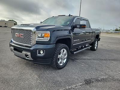 Used 2017 GMC Sierra 2500 - photo 1