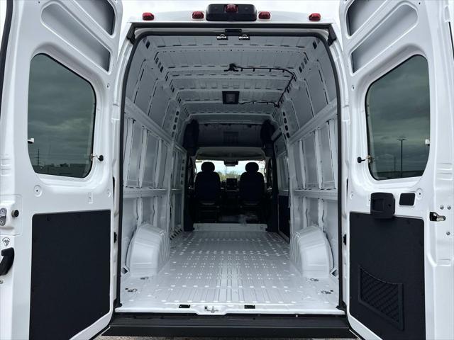 New 2026 Ram ProMaster 3500 - photo 2