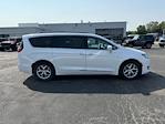 2017 Chrysler Pacifica FWD Minivan for sale #P94834A - photo 3