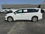 2017 Chrysler Pacifica FWD Minivan for sale #P94834A - photo 7