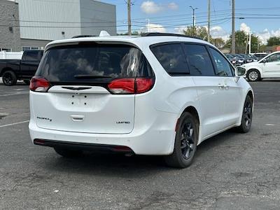 Used 2019 Chrysler Pacifica Limited Minivan for sale #P94942 - photo 2