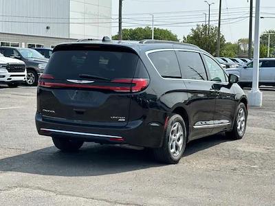 2022 Chrysler Pacifica AWD Minivan for sale #P94968 - photo 2