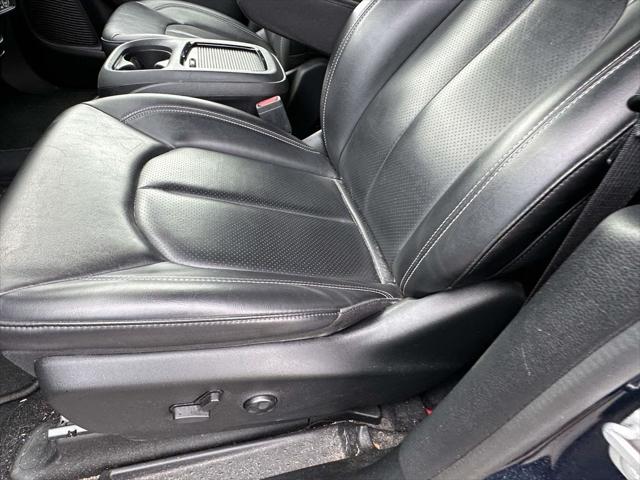 Used 2023 Chrysler Pacifica - photo 21