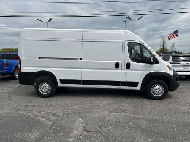 Used 2026 Ram ProMaster 2500 - photo 2