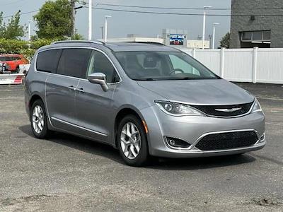 2020 Chrysler Pacifica FWD Minivan for sale #Q25494A - photo 1