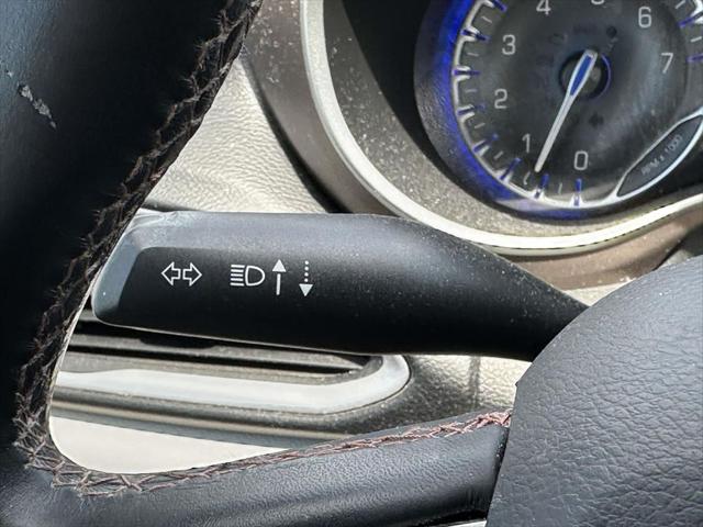 Used 2017 Chrysler Pacifica - photo 33