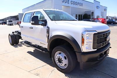 New 2025 Ford F-550 Crew Cab Cab Chassis for sale #SEC20561 - photo 1