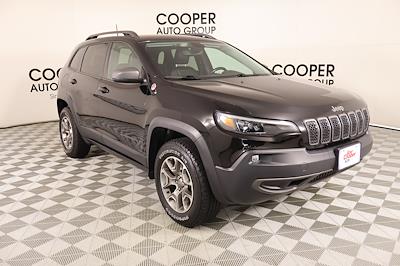 Used 2020 Jeep Cherokee - photo 1