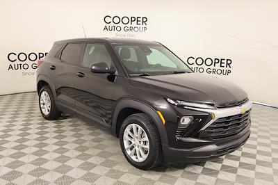 Used 2024 Chevrolet Trailblazer - photo 1