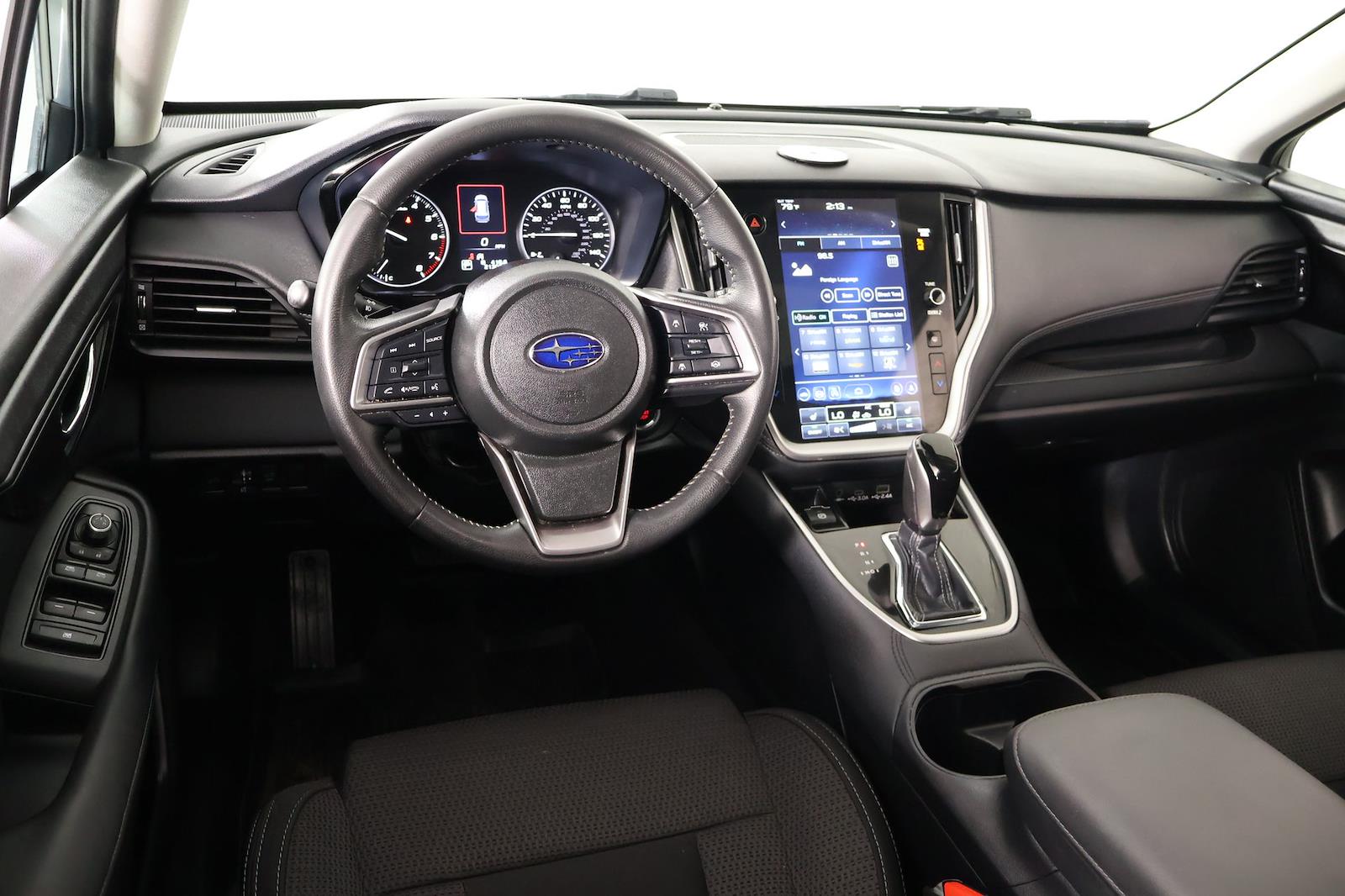 Used 2025 Subaru Outback - photo 2
