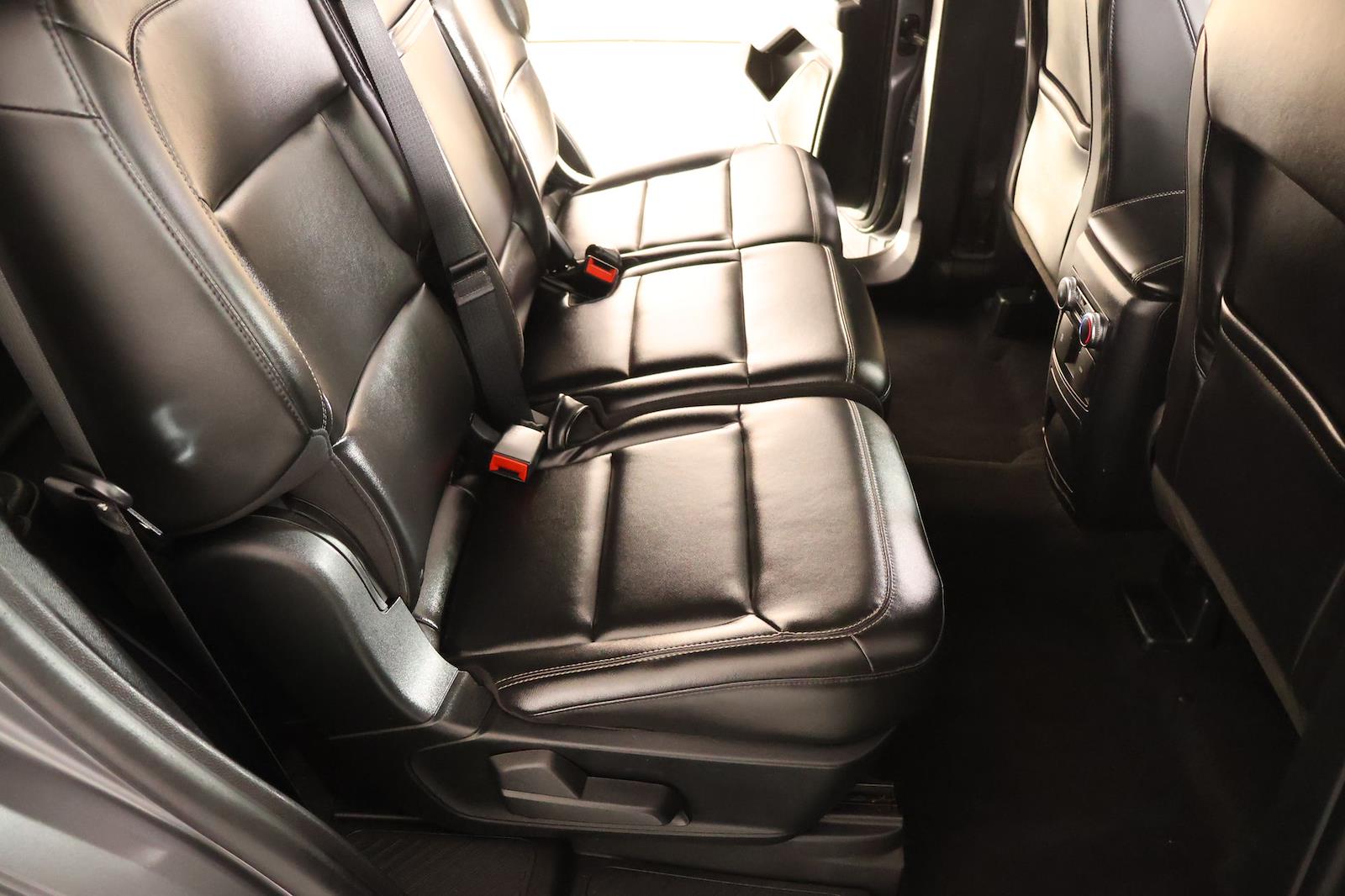 Used 2022 Ford Explorer - photo 16