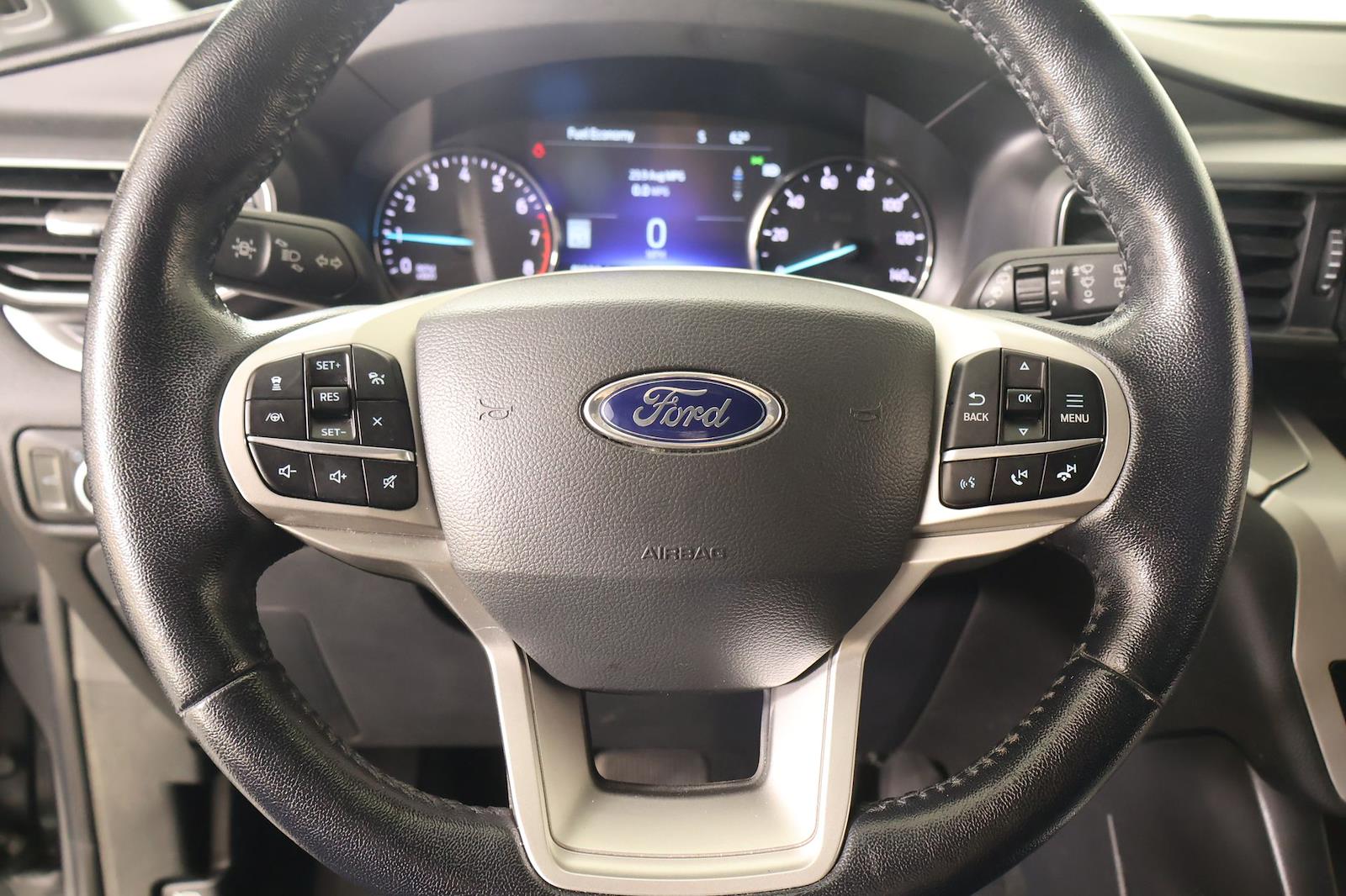 Used 2022 Ford Explorer - photo 3