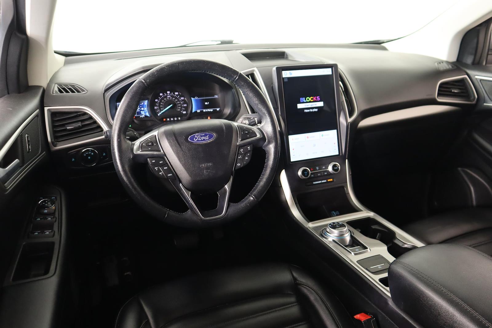 Used 2023 Ford Edge - photo 2
