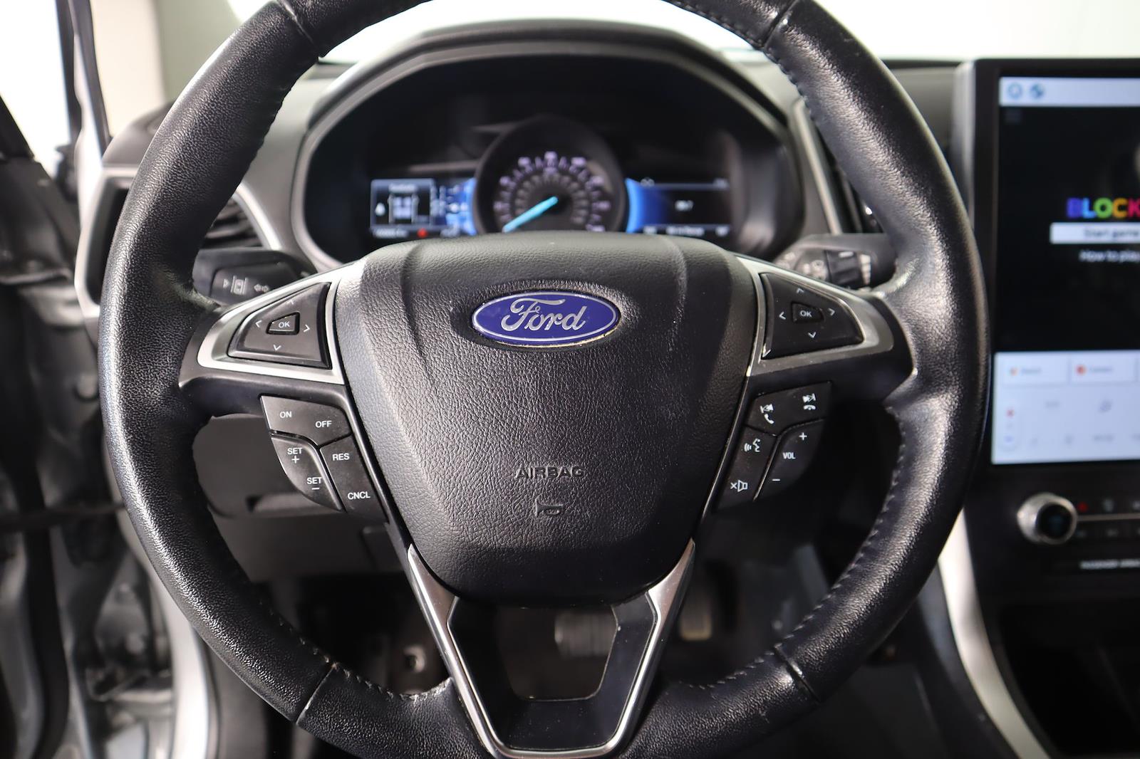 Used 2023 Ford Edge - photo 5