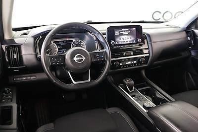 Used 2025 Nissan Pathfinder - photo 1