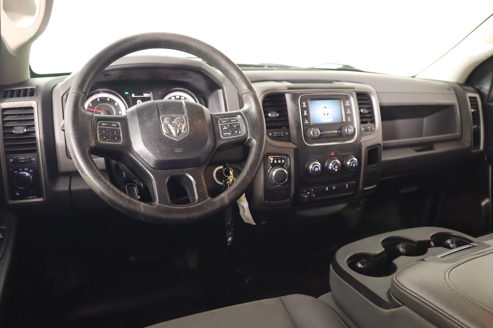 Used 2017 Ram 1500 - photo 2