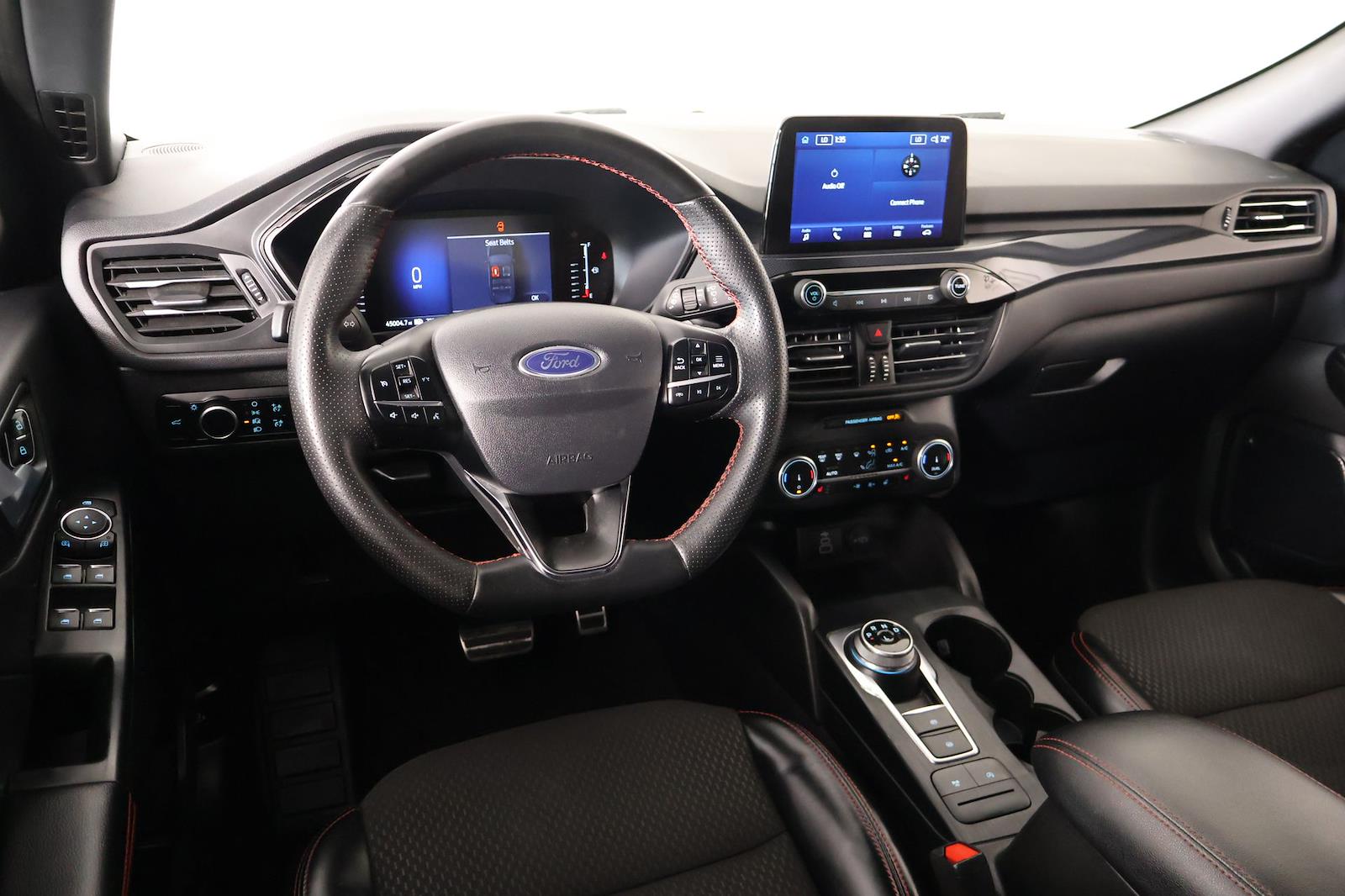 Used 2024 Ford Escape - photo 2
