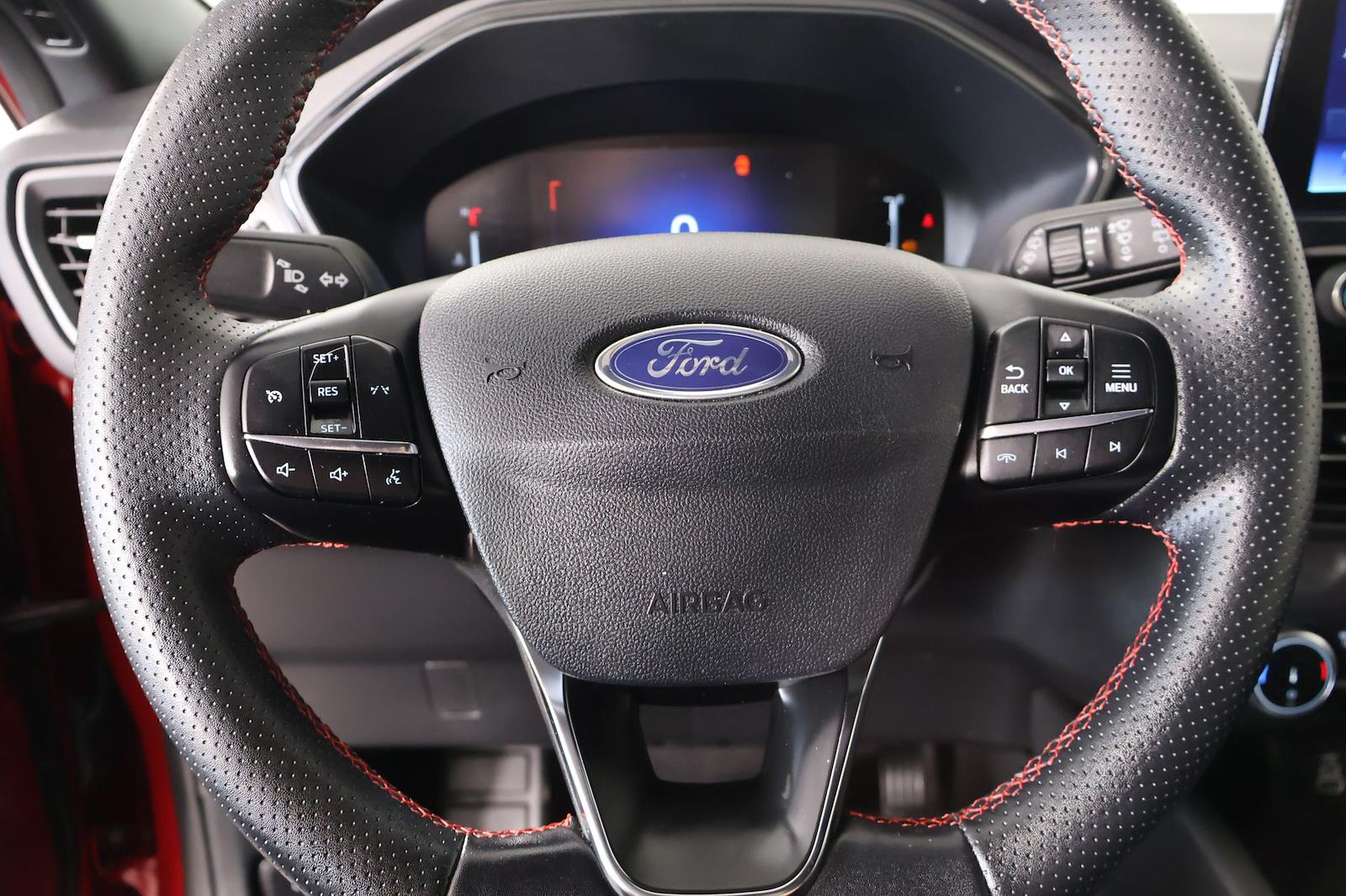 Used 2025 Ford Escape - photo 5