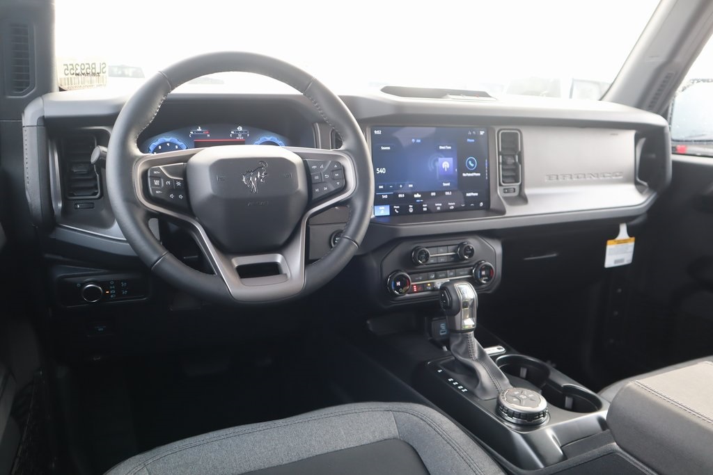 New 2025 Ford Bronco - photo 5