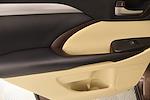 2019 Toyota Highlander FWD SUV for sale #T301634 - photo 19