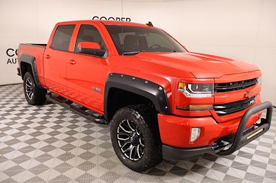 Used 2018 Chevrolet Silverado 1500 - photo 1