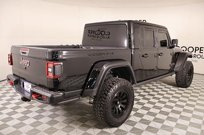 Used 2021 Jeep Gladiator - photo 1