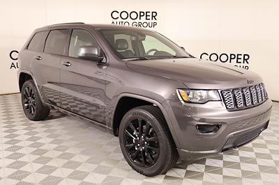 Used 2019 Jeep Grand Cherokee - photo 1