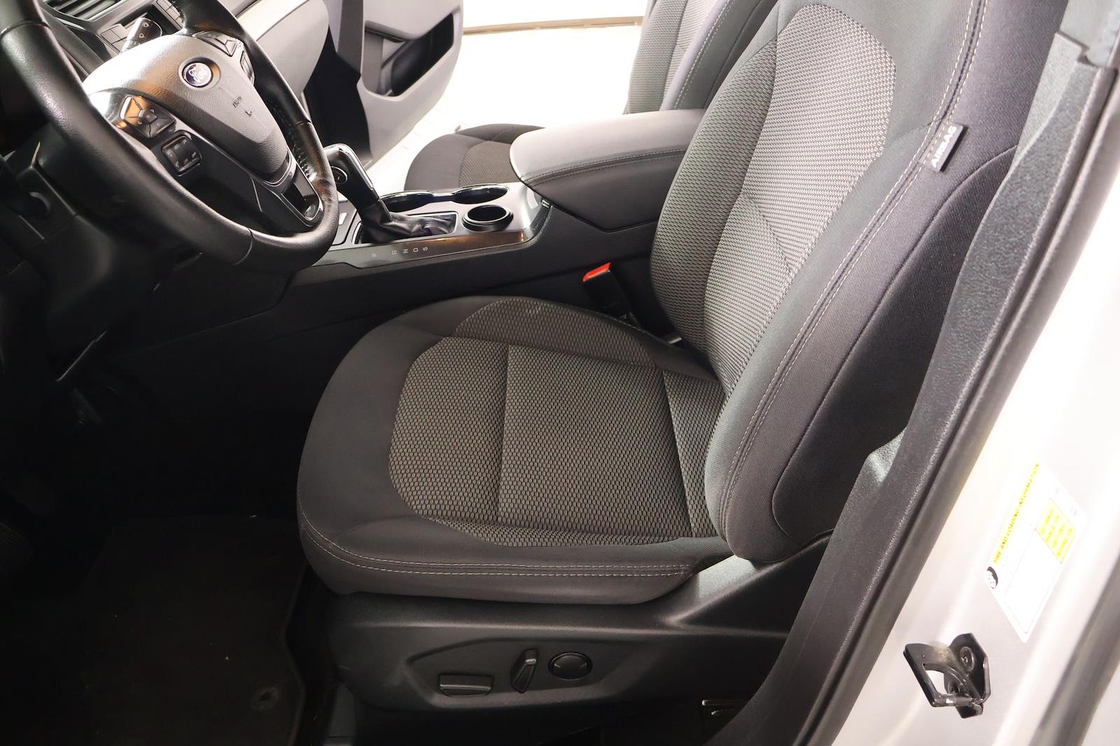Used 2019 Ford Explorer - photo 12