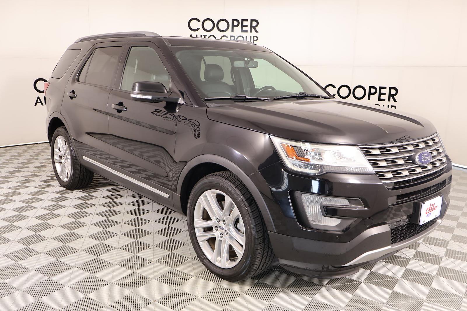 Used 2017 Ford Explorer - photo 1