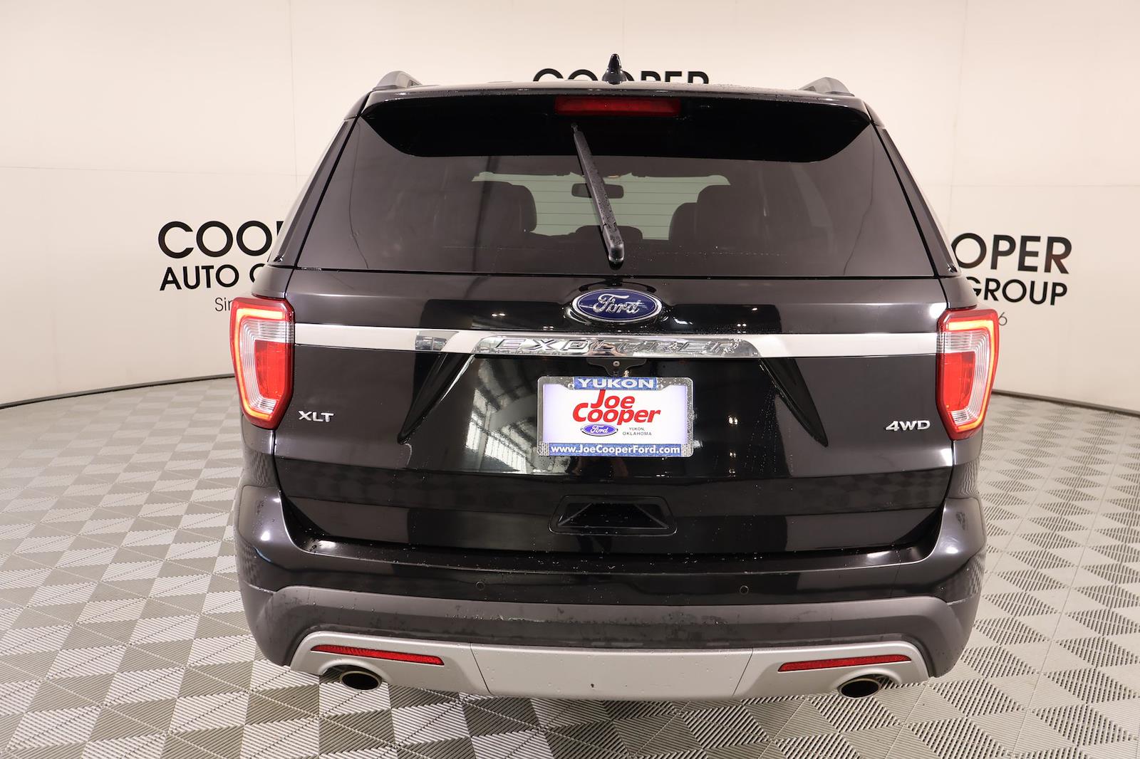 Used 2017 Ford Explorer - photo 23