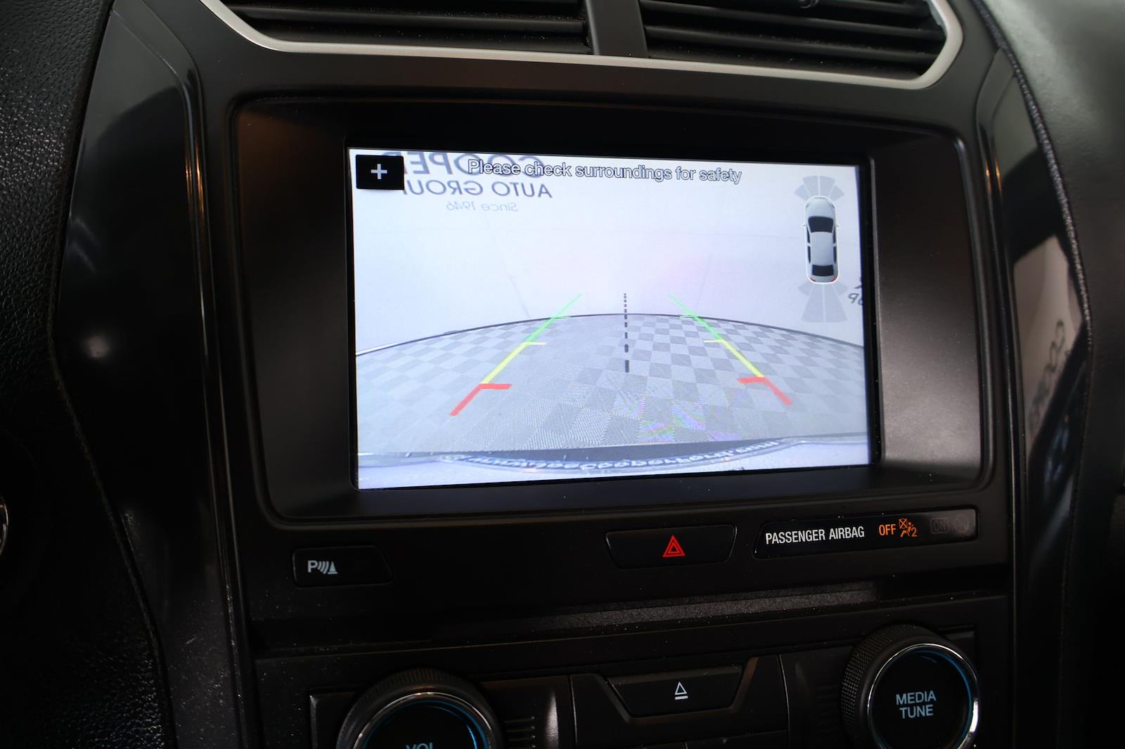 Used 2017 Ford Explorer - photo 6
