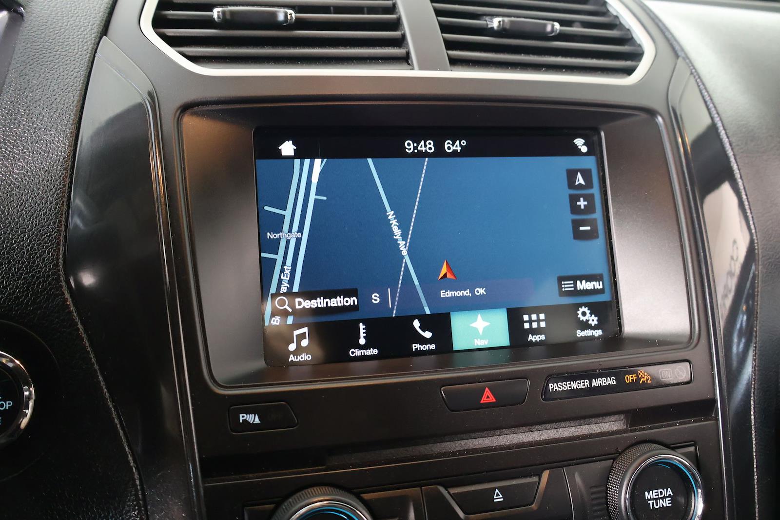 Used 2017 Ford Explorer - photo 7