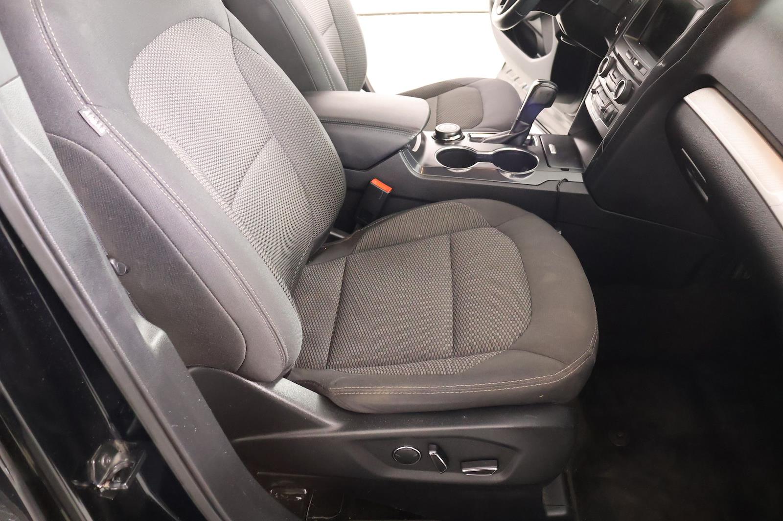 Used 2017 Ford Explorer - photo 15