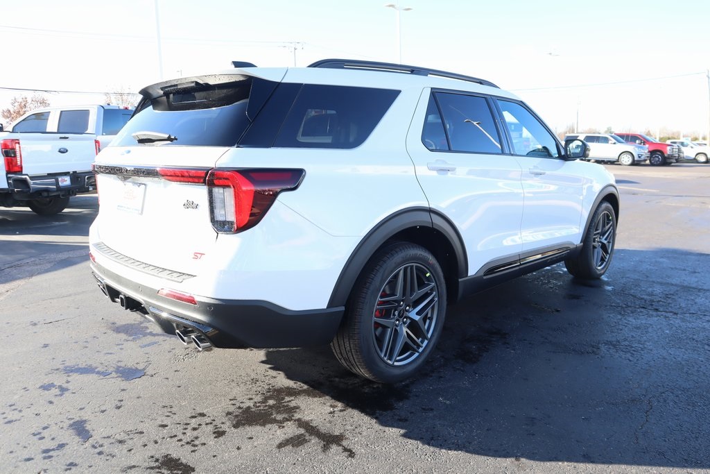 New 2026 Ford Explorer - photo 2