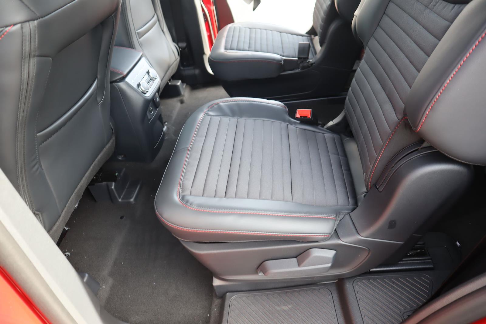 New 2026 Ford Explorer - photo 15