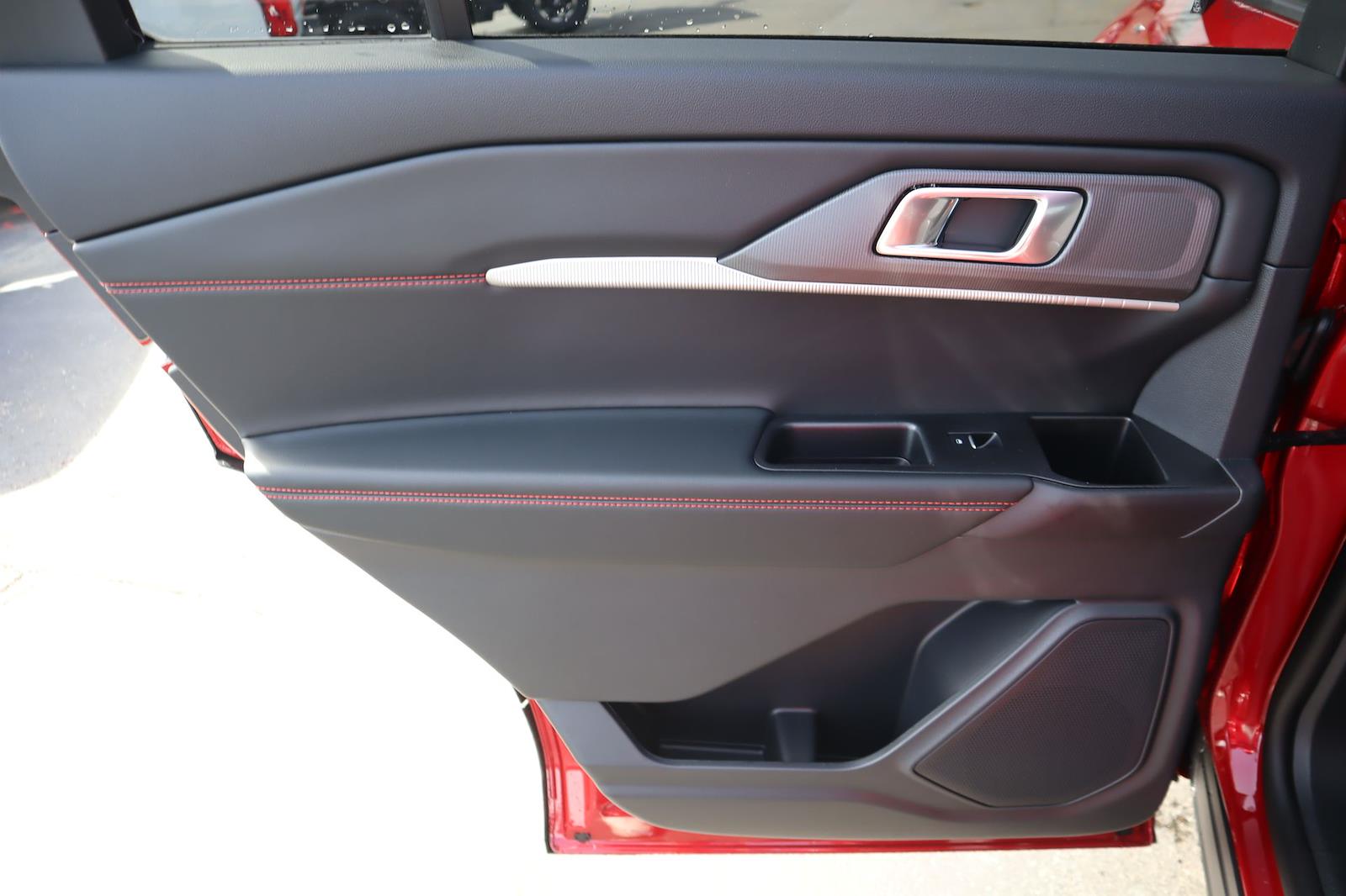 New 2026 Ford Explorer - photo 21
