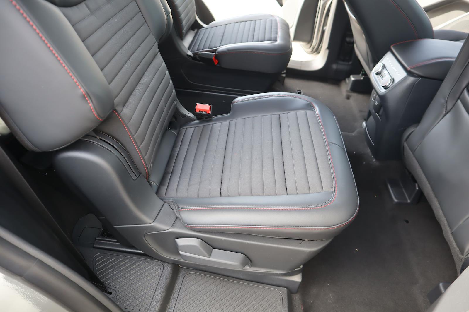 New 2026 Ford Explorer - photo 18