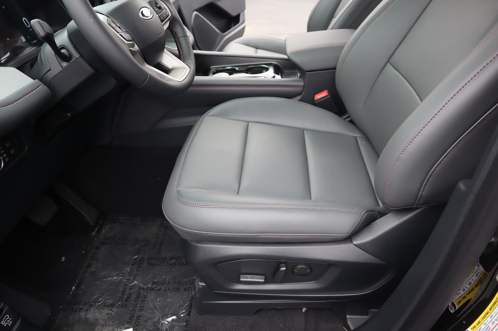 New 2026 Ford Explorer - photo 15