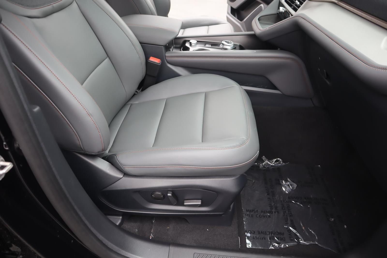 New 2026 Ford Explorer - photo 18