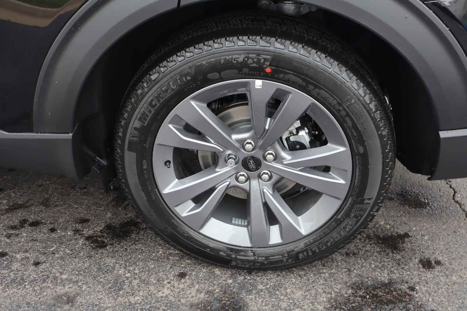 New 2026 Ford Explorer - photo 24