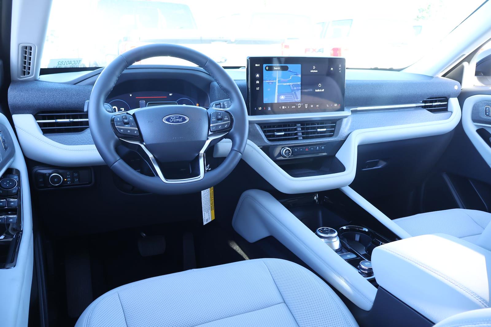 New 2026 Ford Explorer - photo 2