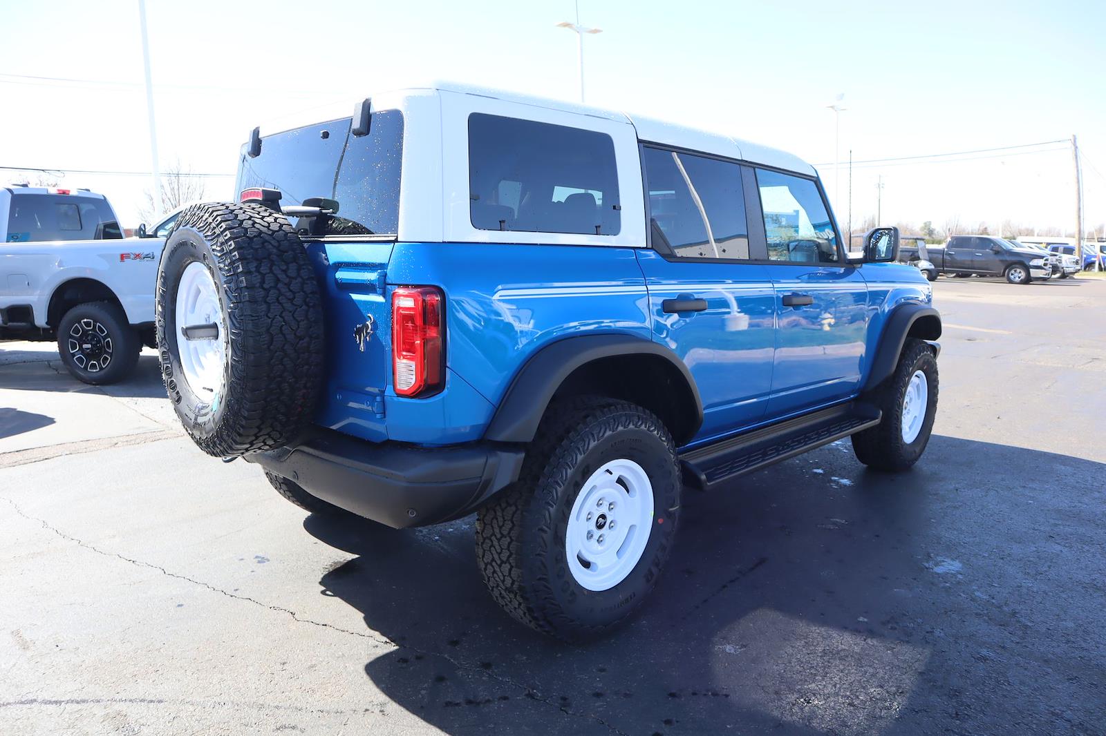 New 2026 Ford Bronco - photo 2