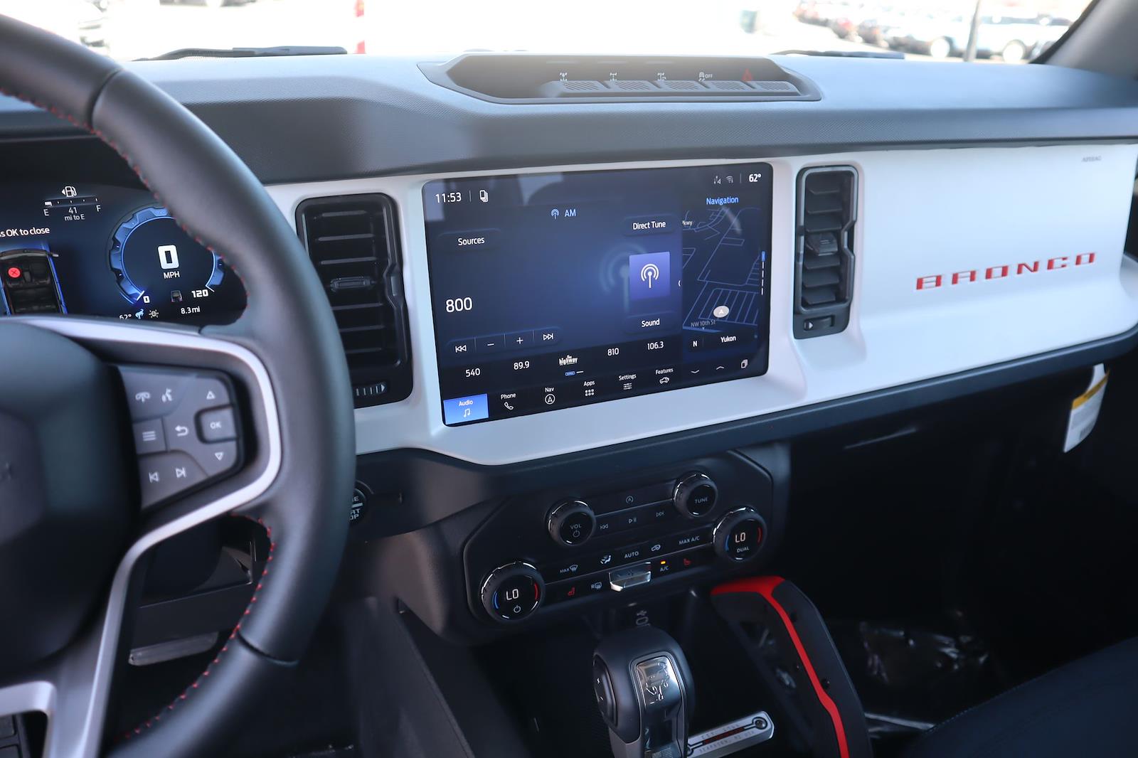 New 2026 Ford Bronco - photo 9