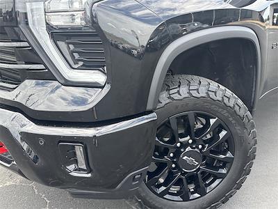 2025 Chevrolet Silverado 2500 Crew Cab 4x4 Pickup for sale #251943A - photo 2