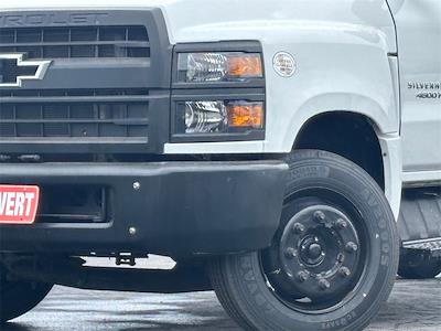 Used 2022 Chevrolet Silverado 5500 - photo 1