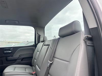 Used 2022 Chevrolet Silverado 5500 - photo 1